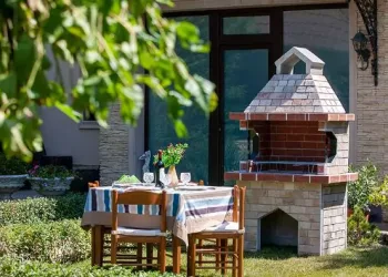 De ce grătarul din grădină este soluția perfectă pentru petrecerea timpului liber