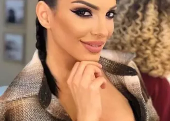 Andreea Tonciu, imaginea cu fiica ei care a generat o mulțime de reacții