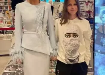 Ce i-a spus Anamaria Prodan fiului său, Bebeto, la lansarea cărții sale de față cu toată lumea: „Nu plânge, Bebe! Noi…”