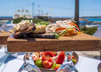 Ghid culinar de vacanță: ce trebuie să știi despre preparatele Greciei