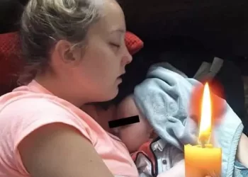 O tanara de 17 ani a murit la nastere, iar familia i-a asezat bebelusul la piept. Copilasul s-a cuibarit la pieptul mamei sale si un zambet i-a aparut instant pe chip. Mama, la randul ei, a…