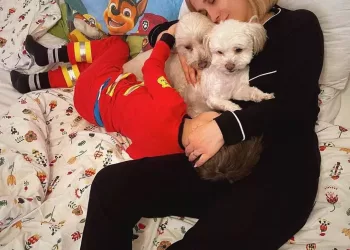 „Nu îmi mai simt partea stângă din față și piciorul stâng” ADDA, declarație tulburătoare despre starea ei de sănătate. Ce au anunțat-o medicii pe artistă