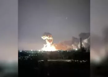 Rusia a început războiul. Explozii puternice au avut loc în cel puțin 7 oraşe mari din Ucraina, printre care și Kiev