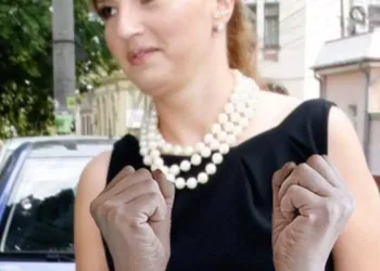 După Elena Udrea, Ioana Băsescu este următoarea pe listă. Anunț de ultimă oră! Ce se întâmplă cu fiica fostului președinte? 24 de ore