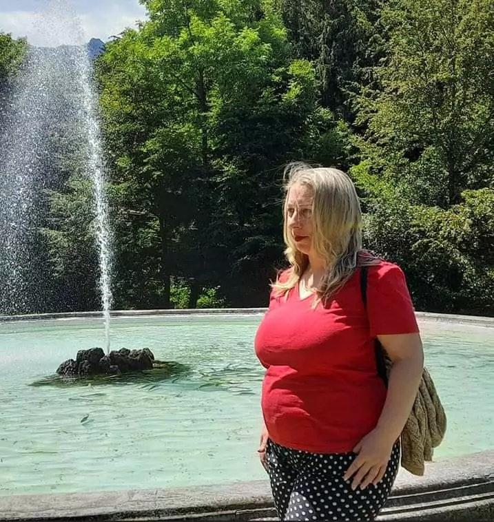 Cine e, de fapt, artista care s-a sinucis la Lacul Morii. Ultimul ei mesaj e înfiorător