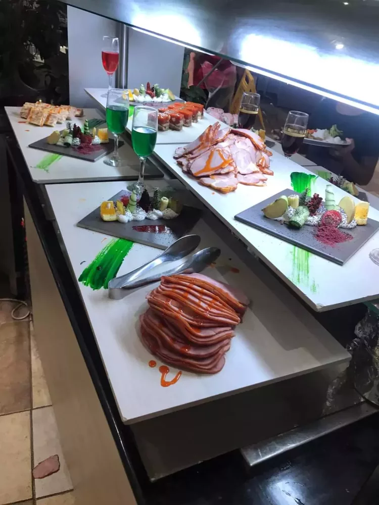 Cum a fost umilită o româncă într-un hotel all-inclusive din Bulgaria:  „Ne-au spus să bem apă de la robinet și…”