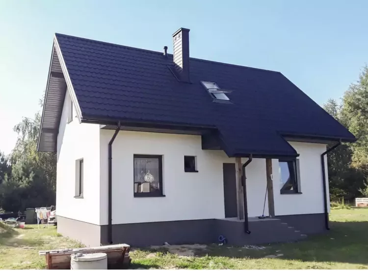 Casa ieftina la pret de apartament. Se poate construi pe terenuri inguste.