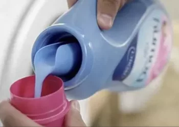 10 utilizări neașteptate ale balsamului de rufe. Face minuni!