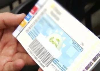 Când intră banii pe voucherele de alimente