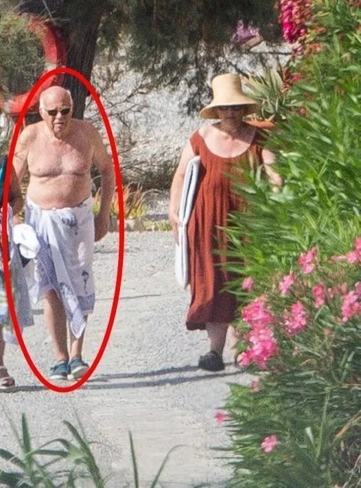 Mare artist si unul din cei mai frumosi barbati, era pe vremuri adorat de milioane de fane