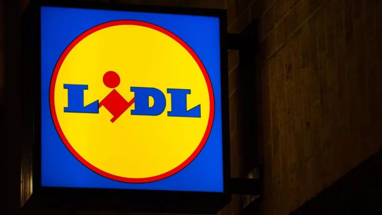 Se caută oameni la LIDL, se oferă minim 2200 de lei pentru 4 ore pe zi, doar 5 zile pe saptamana!