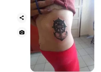 -Îți place tatuajul meu?