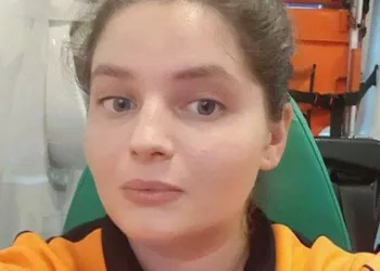 Mesajul unei asistente de pe ambulanță a stârnit reacții uimitoare pe internet O cheamă Ioana și le-a închis gura tuturor: „Faci și tu ceva bani?”