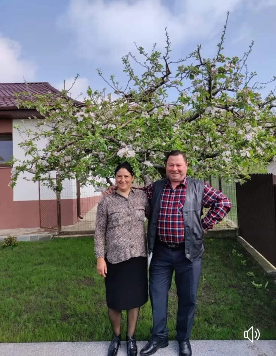 Violeta și Viorel Burduhosu, cei doi soti gasiti fata suflare pe plaja, pareau un cuplu normal si fara probleme