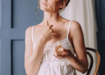 Armonie și finețe în parfumuri: o experiență senzorială desăvârșită