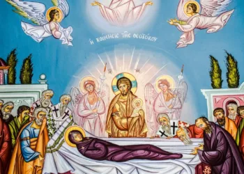 Când se spune, de fapt, “La mulți ani” de Sfânta Maria, pe 15 august sau pe 8 septembrie?