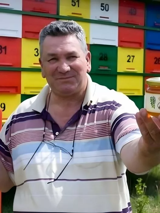 Medicii i-au spus sa isi ia ADIO de la cei dragi dupa ce i-au descoperit un CANCER la plamani in faza terminala. La un an de zile au avut un soc: omul se vindecase complet! Uite ce a consumat barbatul in fiecare dimineata..