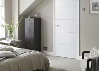 De ce să nu dormi niciodată cu ușa deschisă la dormitor. Dacă ai acest obicei, mai bine te gândești de două ori de acum înainte