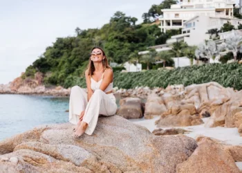 Peisaje și plaje de vis în Grecia: Destinații pentru relaxare și distracție