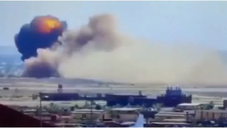 Un avion cu 140 de pasageri s-a prăbușit