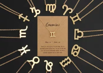 Bijuteriile din aur le poarta ghinion acestor zodii. Doua zodii ar trebui sa evite total purtarea lor