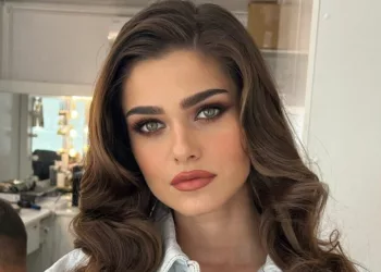 Theo Rose, scandal uriaș cu Irina Rimes. Cele două artiste n-au mai ținut cont de nimic și și-au aruncat vorbe grele!