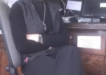 După 11 ani de muncă în străinătate, o femeie s-a întors în țară. Constatarea amară dupa ce a vrut să se angajeze: „Rușine, România! M-am întors acasă, în țara mea, după 11 ani de muncă chinuiți printre străini, cu gândul și dorința de a sta împreună cu copiii și nepoțelul meu pentru totdeauna! Am căutat locuri de muncă la stat….