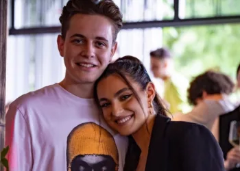 Ce nume are în buletin Aris Eram, de la America Express. Cu unul dintre prenumele băiatului Andreei Esca a fost „botezată” o afacere a familiei