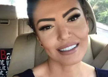 Declarațiile frumoasei brunete: Un cancer foarte agresiv, care creștea foarte repede