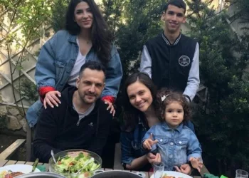 Mulți s-au întrebat de ce copiii din prima căsătorie au rămas cu Mădălin Ionescu și nu cu mama lor naturală Acum, însă, Cristina Șișcanu a explicat situația: „Mama lor nu…”