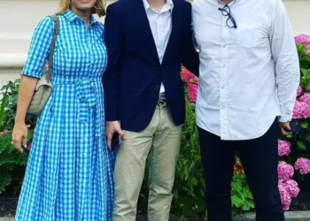 De ce a fost EXMATRICULAT Aris Eram de la Liceul Francez. Ce a fost prins făcând în toaleta școlii concurentul America Express de la Antena 1