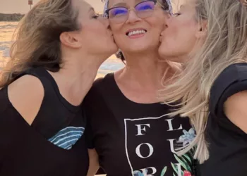 Vedeta noastra e in lacrimi. S-a stins cea mai draga persoana.