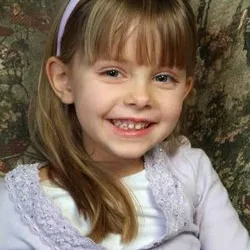 Avea doar 6 ani când a murit. După trei zile, mama a găsit ASTA în sertarul cu ciorapi. S-a prăbuşit