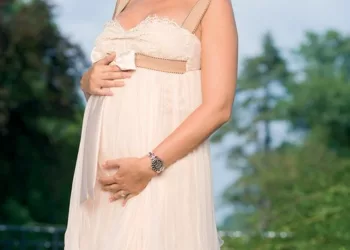 Andreea Marin a dat vestea cea mare: Mamă pentru a doua oară! „O să nasc pe cale naturală”