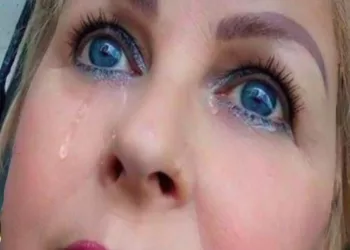 Povestea Elenei, o romanca plecata la munca in Italia, este dramatica. „Mancam o bucata de paine sub cearsaf, cu lacrimi”