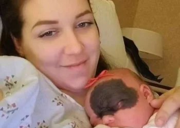 Abia așteptau ca fetița lor să vină pe lume, dar când au văzut cum arată…