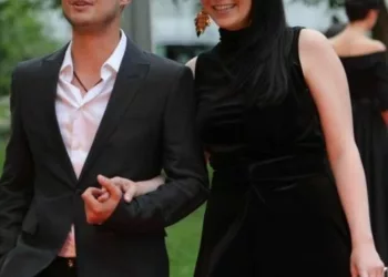 Șerban Copoț și soția lui sunt foarte discreți și nu și-au spălat niciodată rufele în public. După 15 ani de relație, artistul face un anunț …