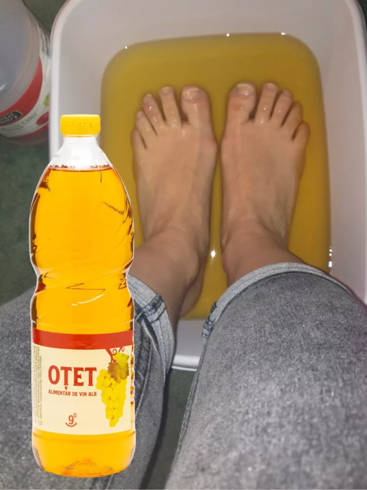 De ce să te speli pe picioare cu oțet. Cât de benefic este ingredientul din bucătărie