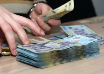 Un tânăr din Vaslui a împrumutat 4.700 lei, fără buletin, de la un IFN. Ireal câți bani trebuie să înapoieze!