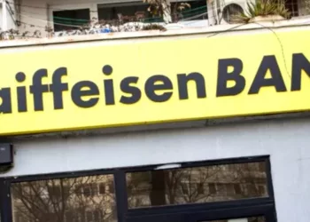 Anunț foarte important pentru românii care au avut credite la Raiffeisen Bank!