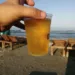 Cât costă un pahar cu bere rece în Mamaia Prețurile au explodat în 2024! Turiștii au crezut că nu văd bine