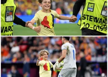Povestea băiatului care a intrat pe teren la meciul România-Olanda. Puștiul a venit cu trenul de la sute de kilometri pentru a-și împlini visul de a da mâna cu portarul Niță