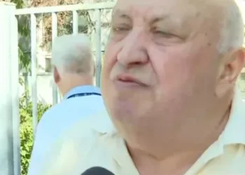 „Am leșinat când a venit. Mi-a adus pensia de la 7.300 la 4.800. E posibil așa?”. Noua lege a pensiilor face victime printre seniori