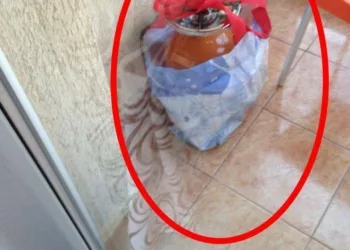 După ce TURIȘTII au ELIBERAT camera, camerista s-a apucat de curățenie