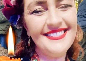 Abia acum s-a aflat. Ce mesaj a lăsat Rona Hartner cu 1 an înainte de sfârșitul ei. Fiica ei a dezvăluit