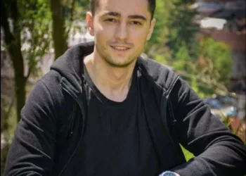 George Țelinoiu, un fotograf din Curtea de Argeș, a murit după ce s-a aruncat în gol de pe viaductul Vidraru