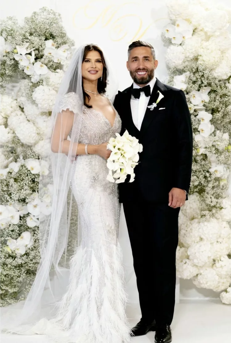 Plic GOL și la nunta Monicăi Bîrlădeanu cu Valeriu Gheorghiță!