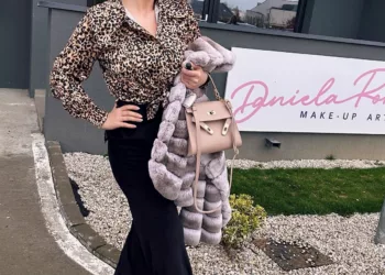 Suma amețitoare pe care o cere Dana Roba pentru un curs de make-up! Ucenicele scot bani frumoși din buzunar