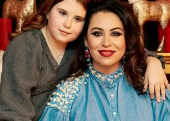 Isa, fiica Oanei Roman, are propriul salariu la 10 ani: