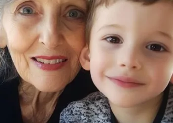 NEPOTUL MEU NU A VORBIT PÂND LA 5 ANI – PRIMILE SALE CUVINTE NE-AU DISTRUS LUMEA